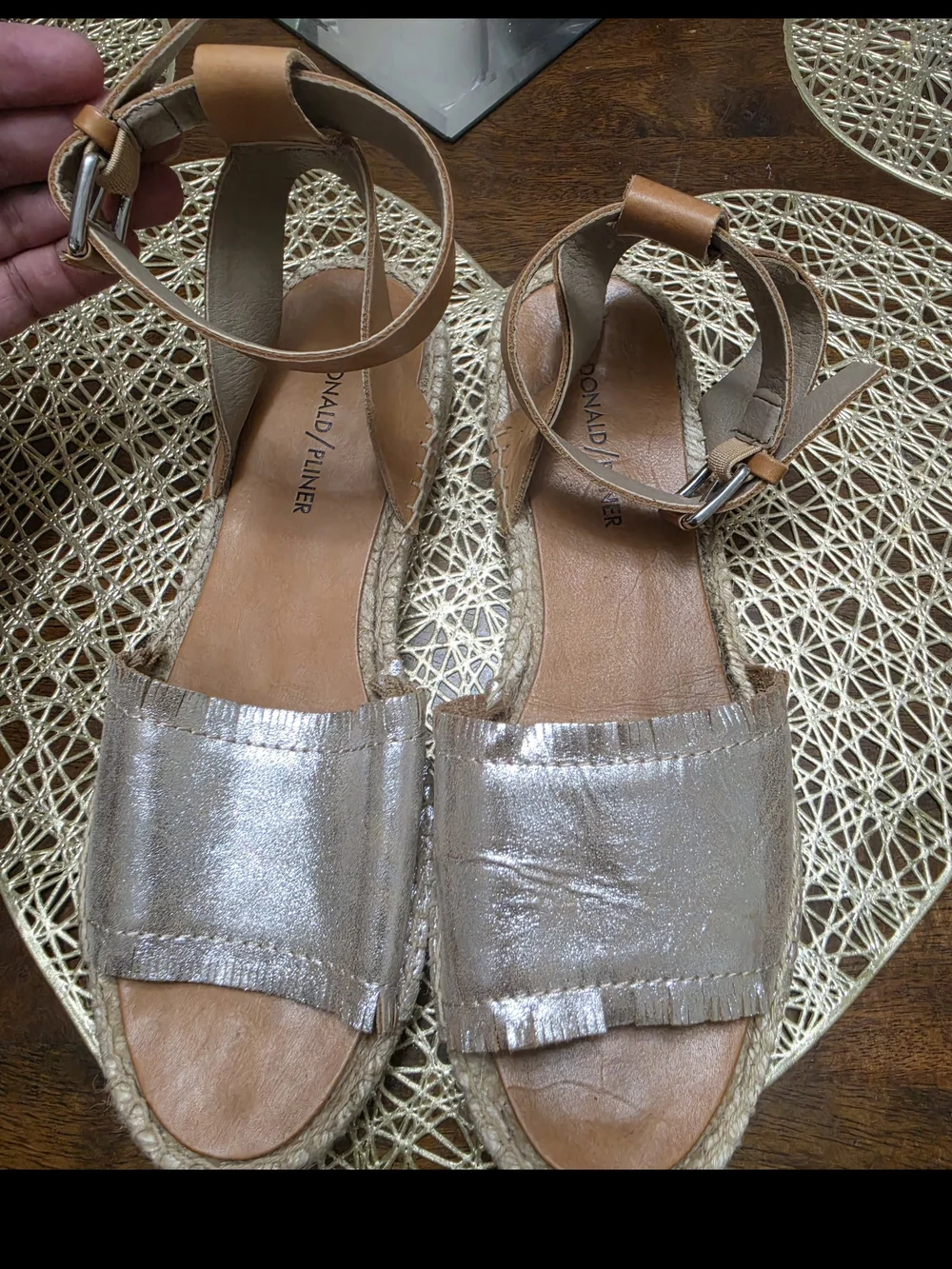 Donald J. Pliner stylish espadrille